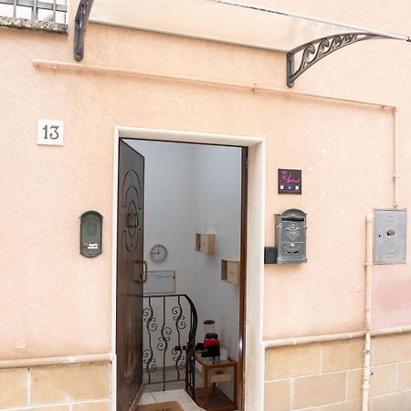 Susu Apartment Bríndisi Exterior foto